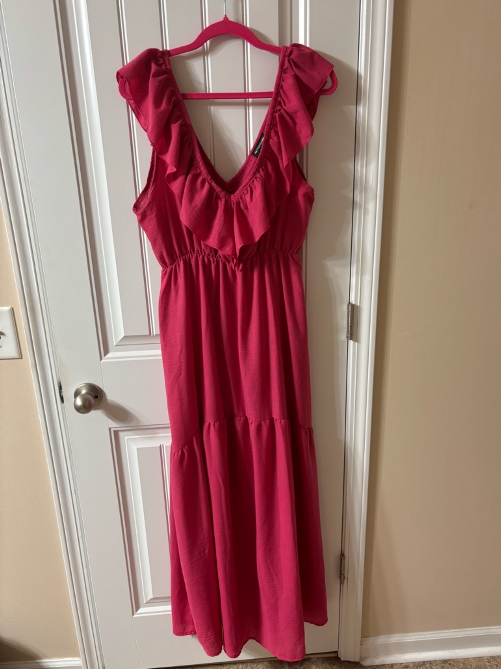 PrettyLittleThing Hot Pink Ruffle V-Neck Maxi Dress